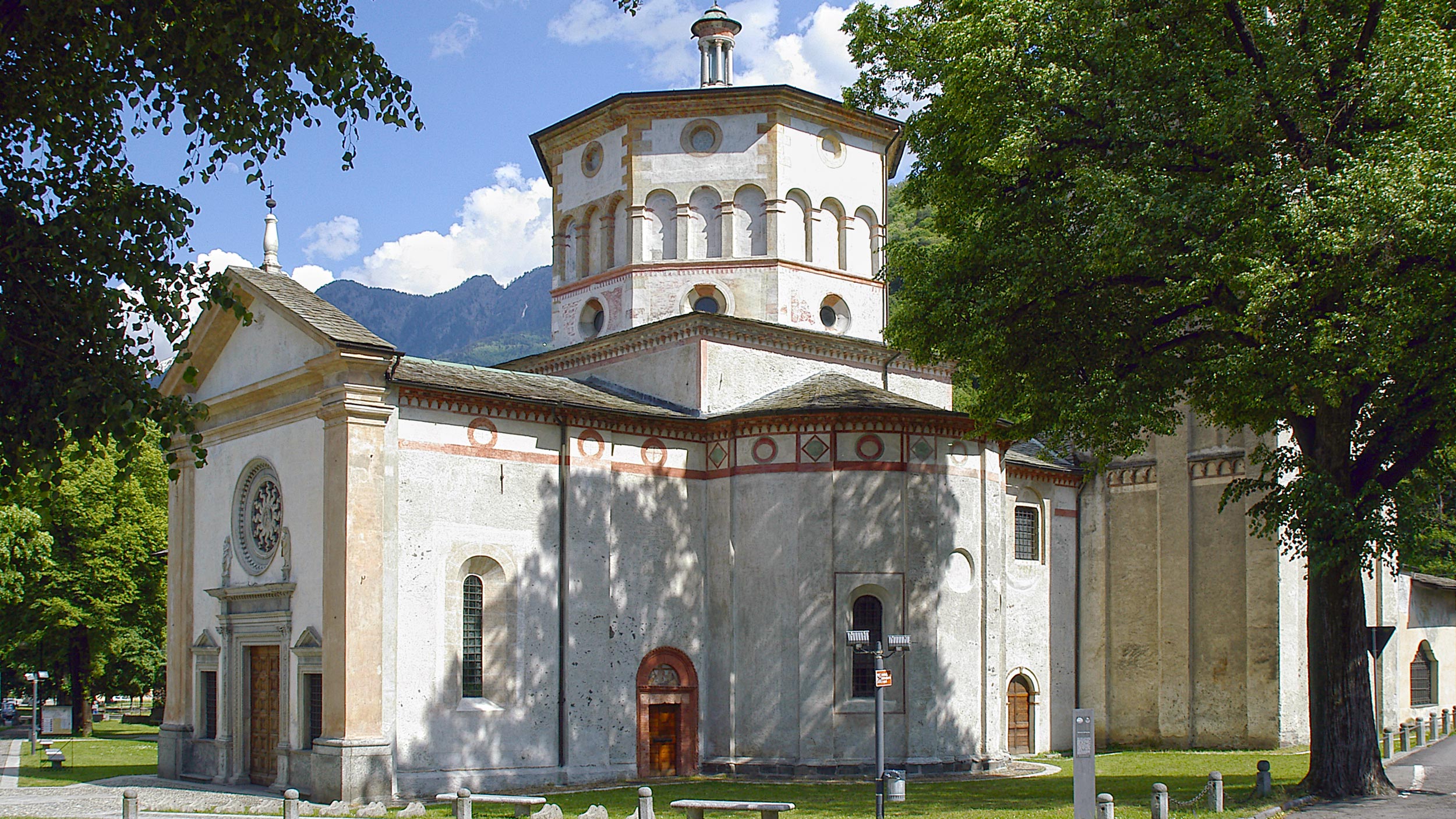  Santuario della Beata Vergine Assunta