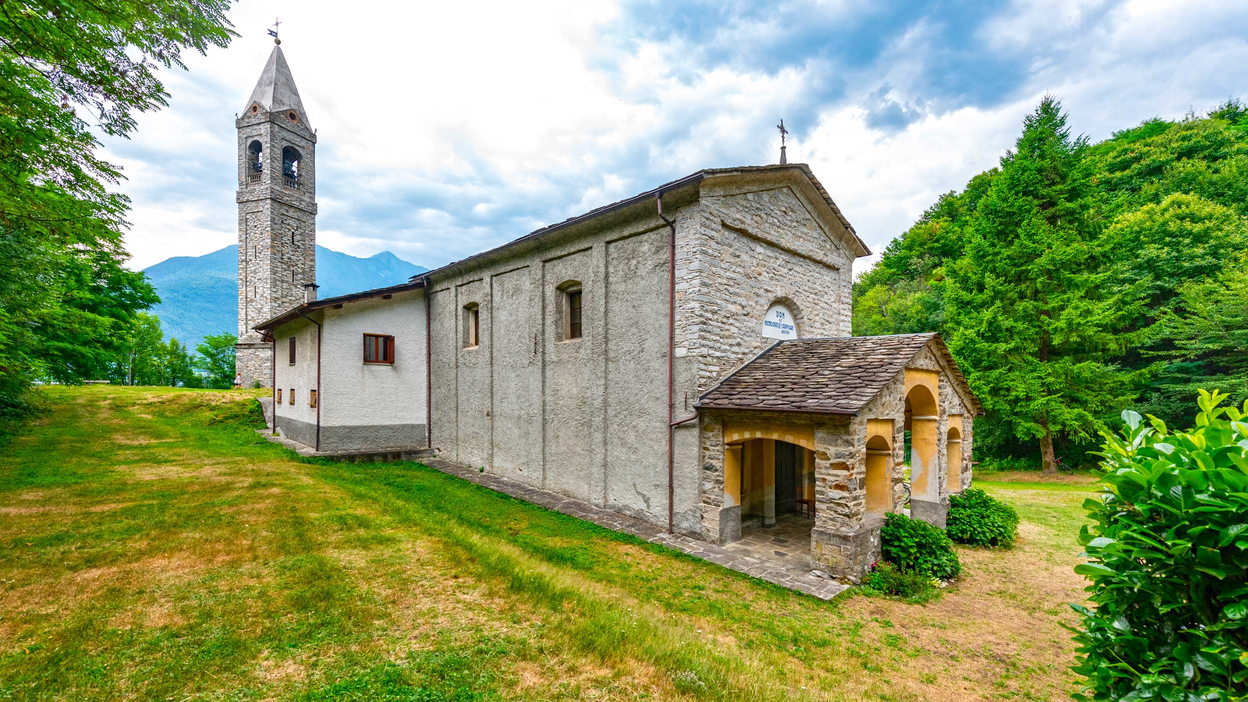Sanctuary of Santa Maria delle Grazie e del Suffragio in Valpozzo